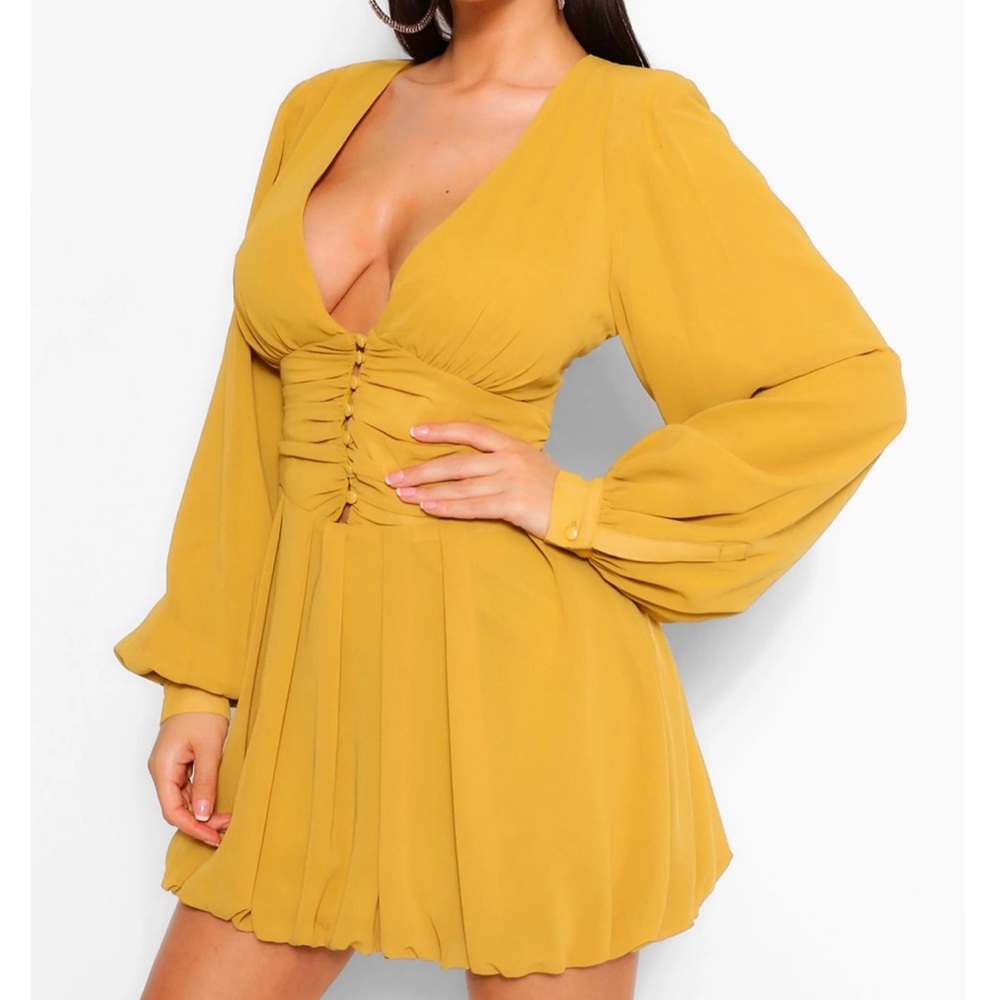 Boohoo button detail skater Dress - Picture 2 of 8